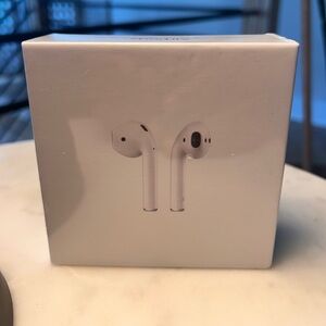 Airpods 2nd Generation (refurbished)